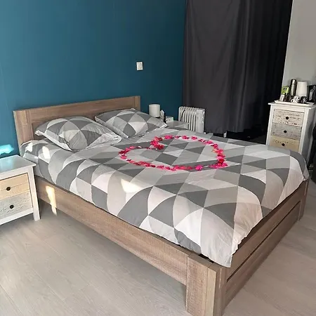 Διαμέρισμα Pour 4 Personnes Avec Sdb Privative Et Jacuzzi *