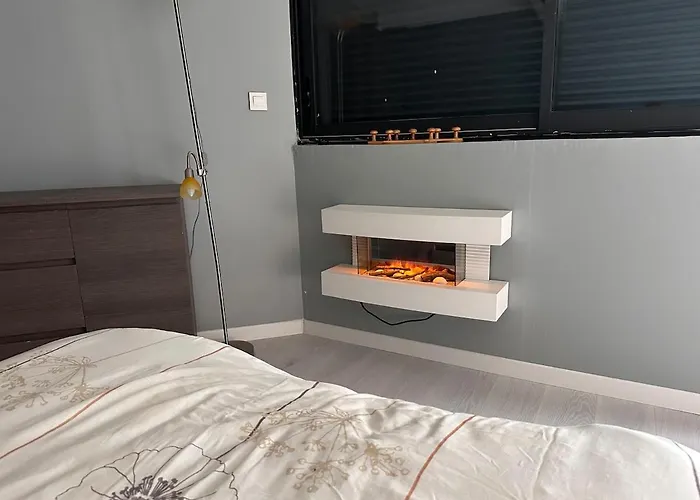 Pour 4 Personnes Avec Sdb Privative Et Jacuzzi